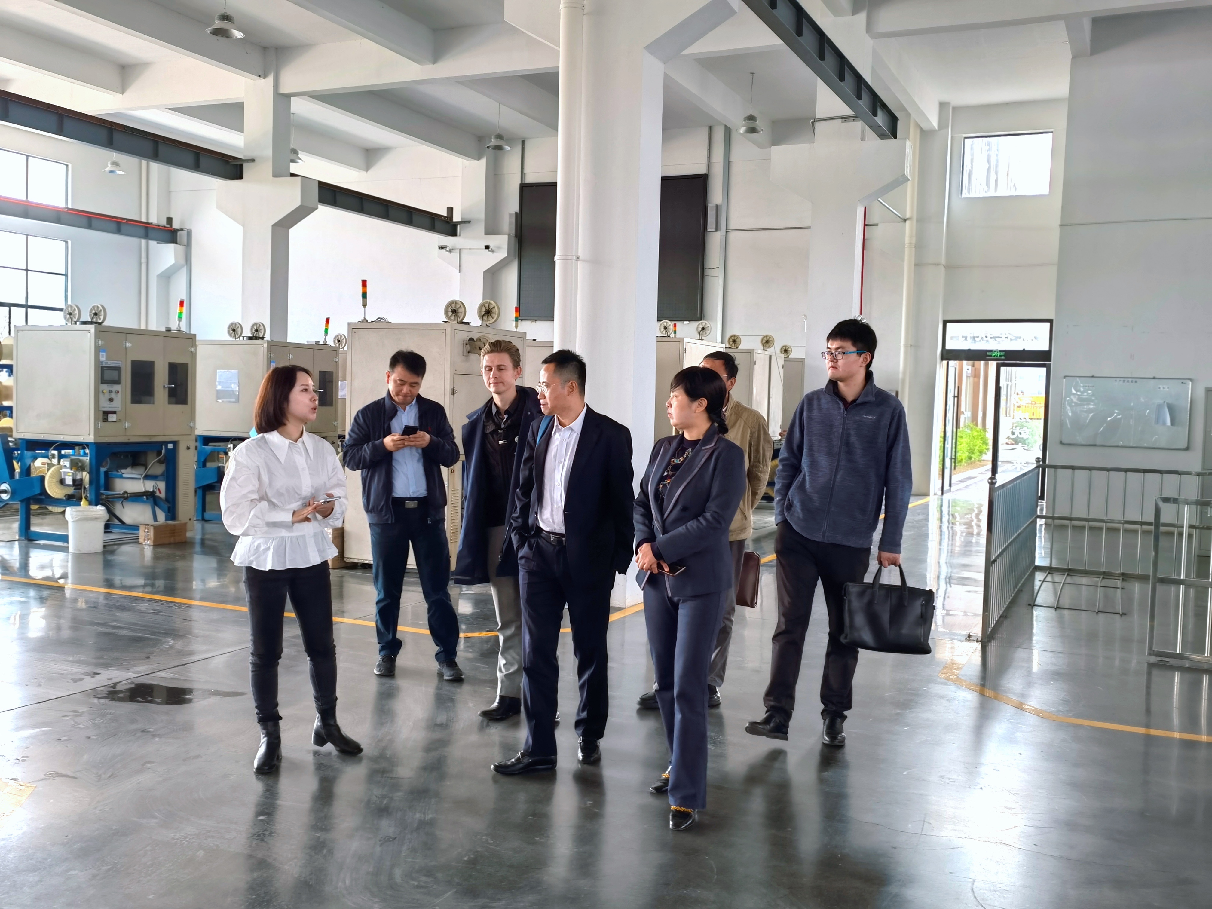 High-temperature resistant mica wire:New Zealand customers visit Yangzhou Fongming Cable Factory